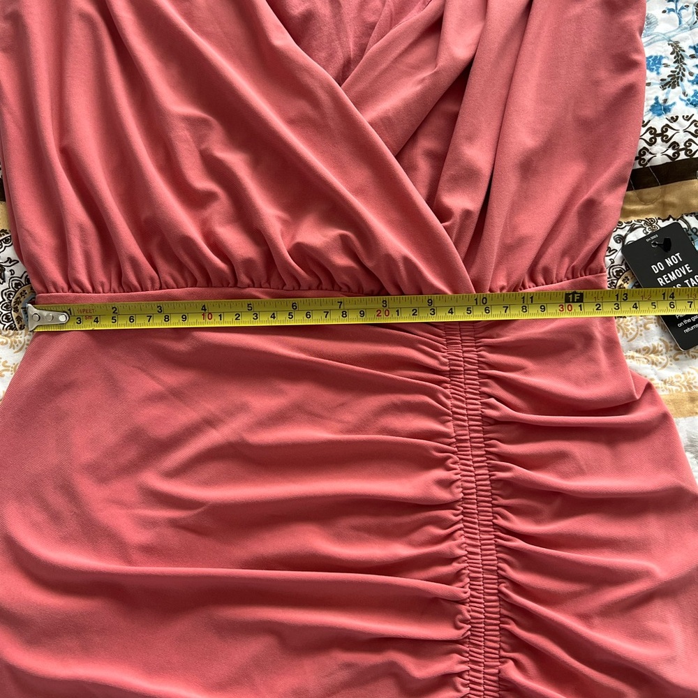 Express Asymmetrical Ruched Dress in Rose - Picture 5 of 10